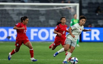 开云体育app下载-女足亚洲杯！2-0，王霜世界波吊射！中国队开门红，击败孟加拉国